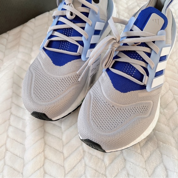 Men's Adidas Ultraboost 22 Running Shoes - Picture 12 of 14